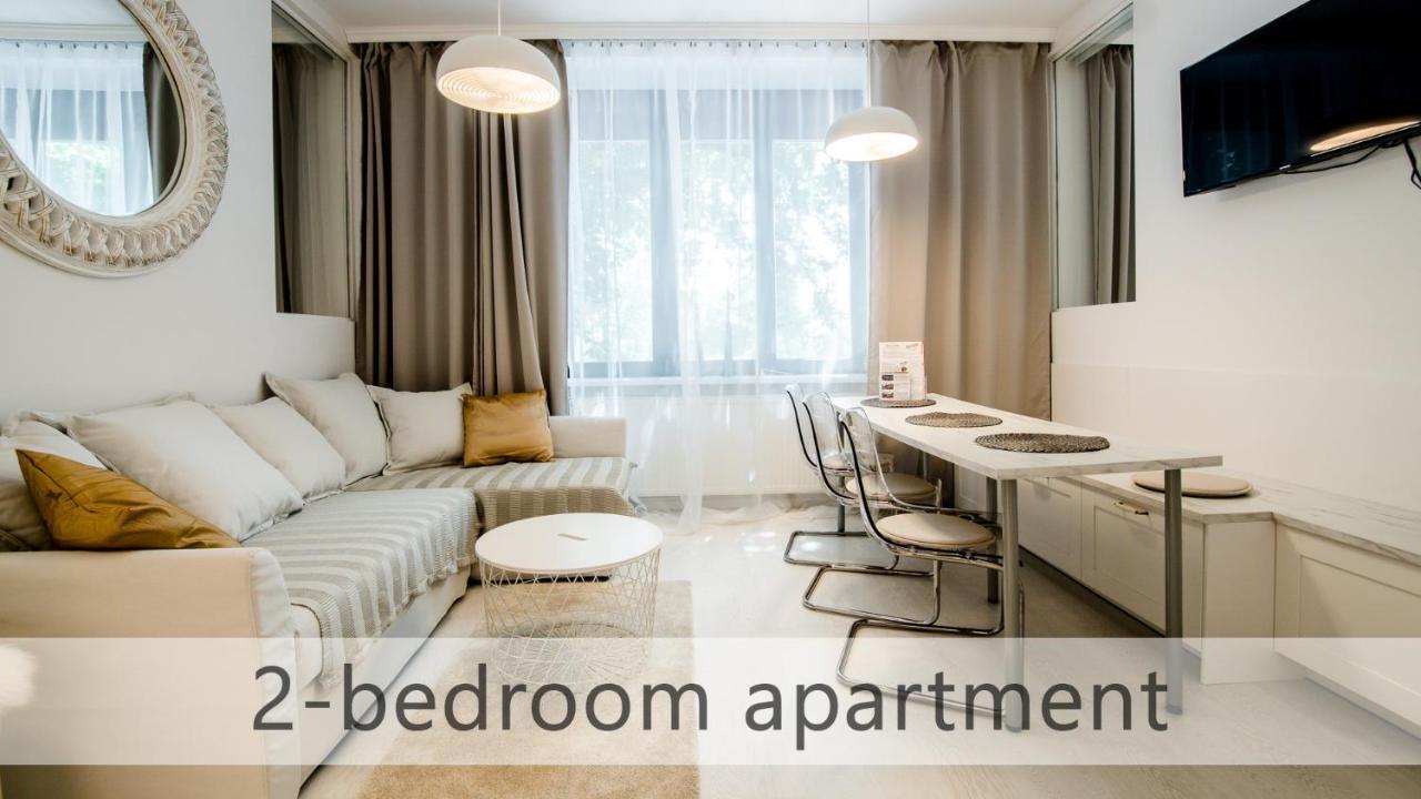 White Apartments With Ac By Kovee Μπρατισλάβα Εξωτερικό φωτογραφία